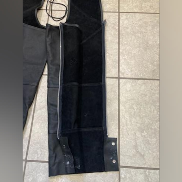 Mens Harley Davidson Chaps, Size XL, Length around 29", Excellent condition - Picture 4 of 9